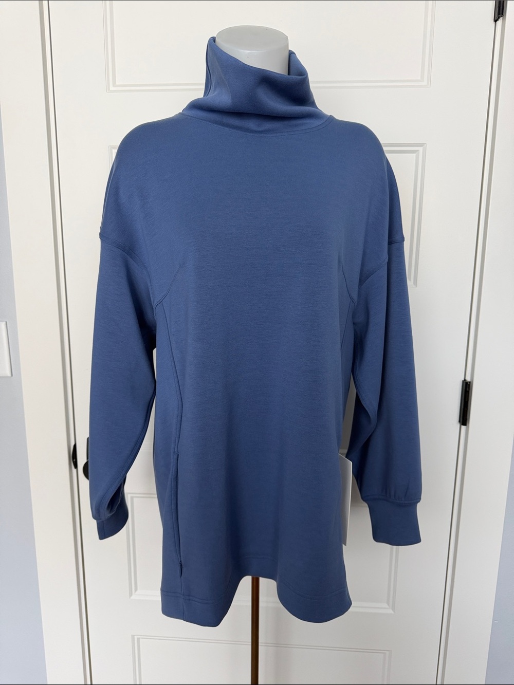 NWT Lululemon Modal-Blend Turtleneck Tunic in Sz 8